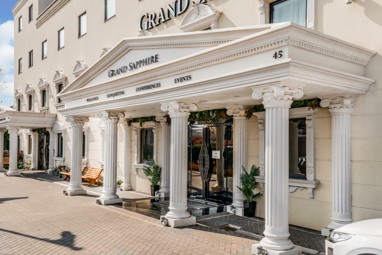 Grand Sapphire Hotel & Banqueting Croydon Ngoại thất bức ảnh